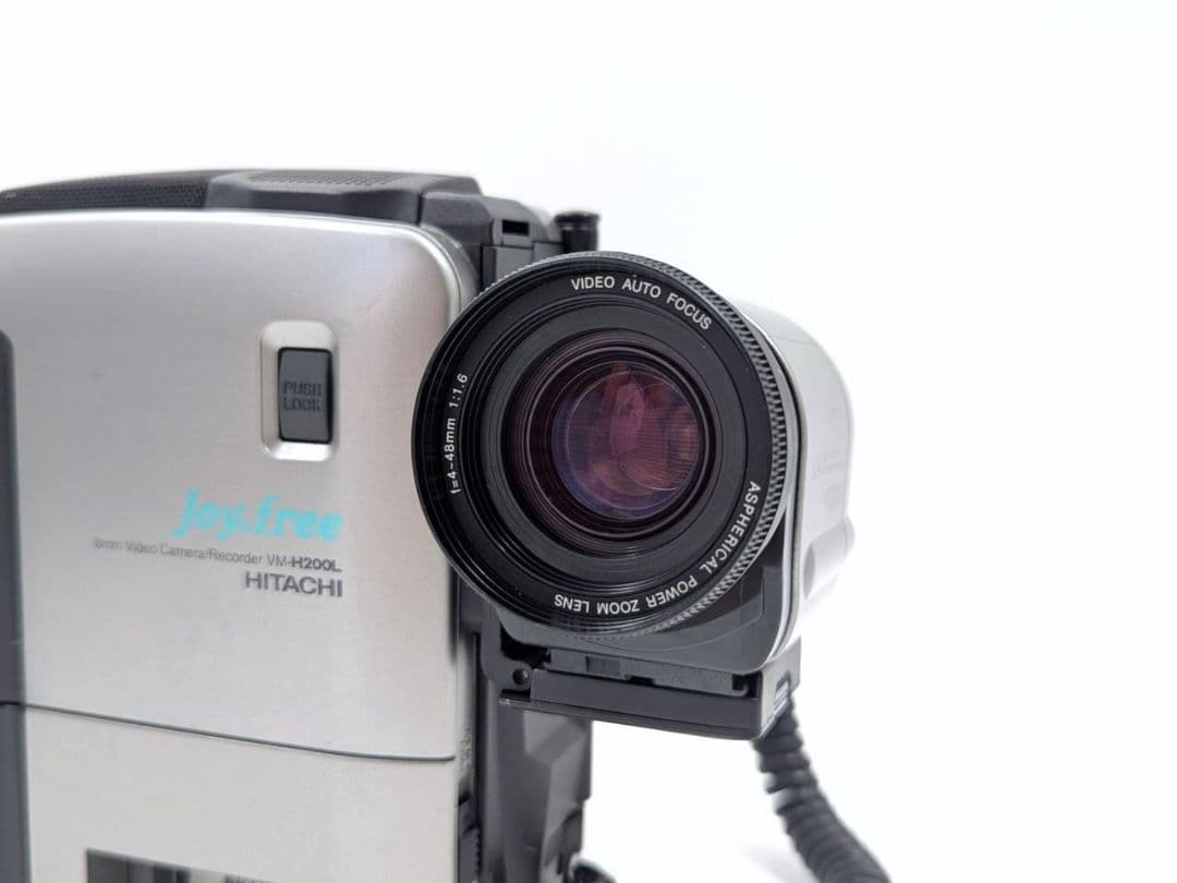 8mmテープのダビングに！ HITACHI ビデオカメラ VM-H200L