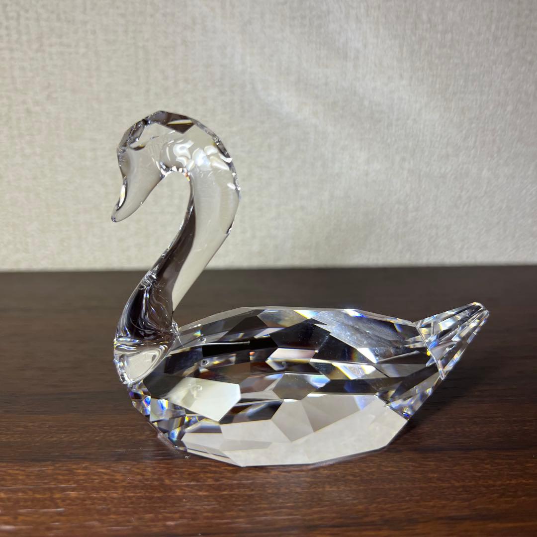 スワロフスキー　スワン