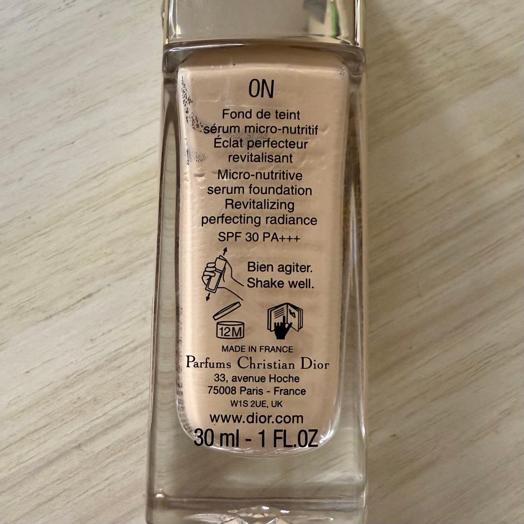 ディオール プレステージ ル マイクロ フルイド タン 0N ファンデーション