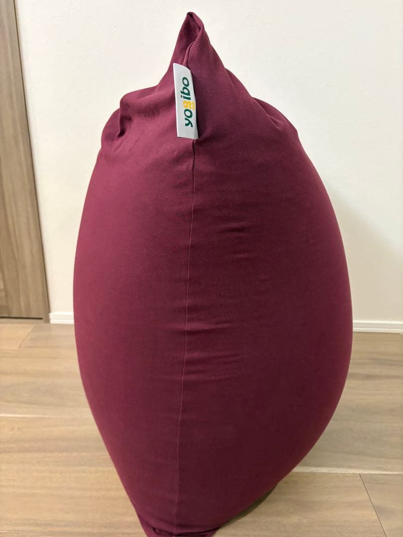 Yogibo mini ワインレッド　ビーズクッション