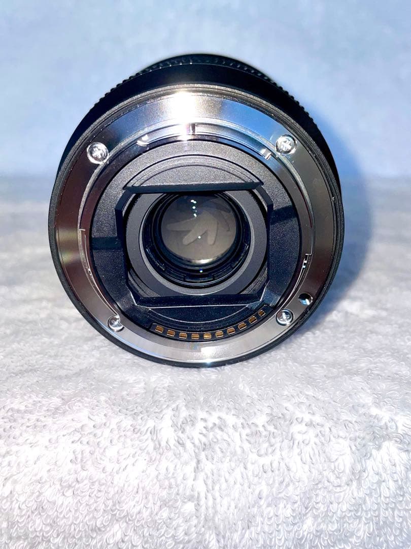 ソニー　SEL20F1.8G 保護フィルター付き メーカー保証残有り