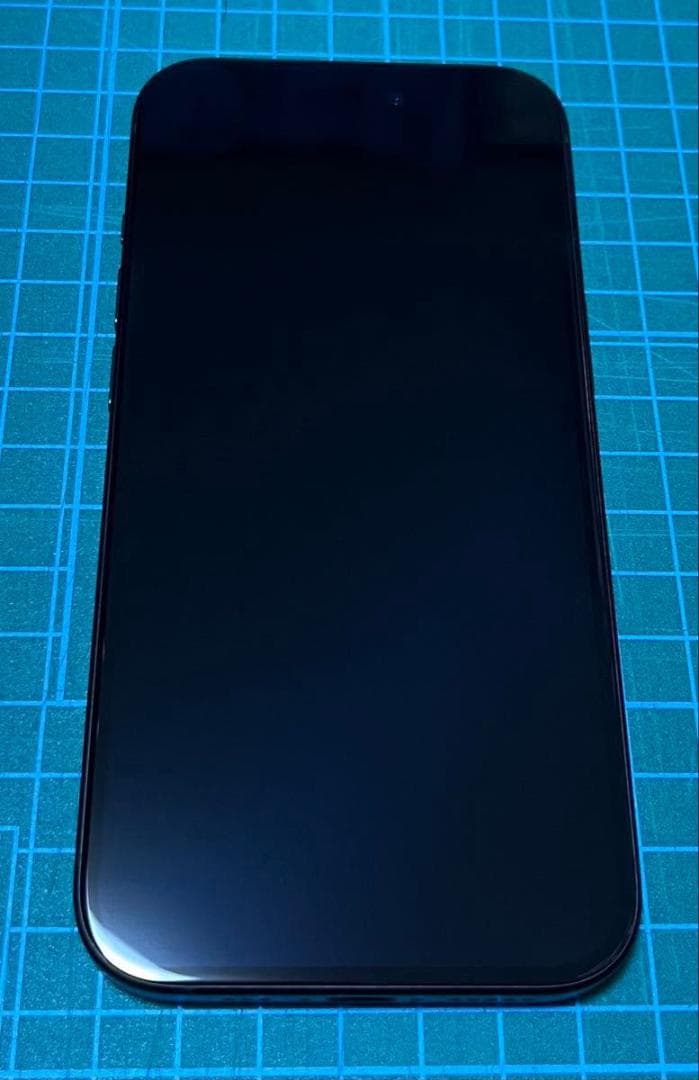 iPhone 15 128GB ブラック バッテリー 100%