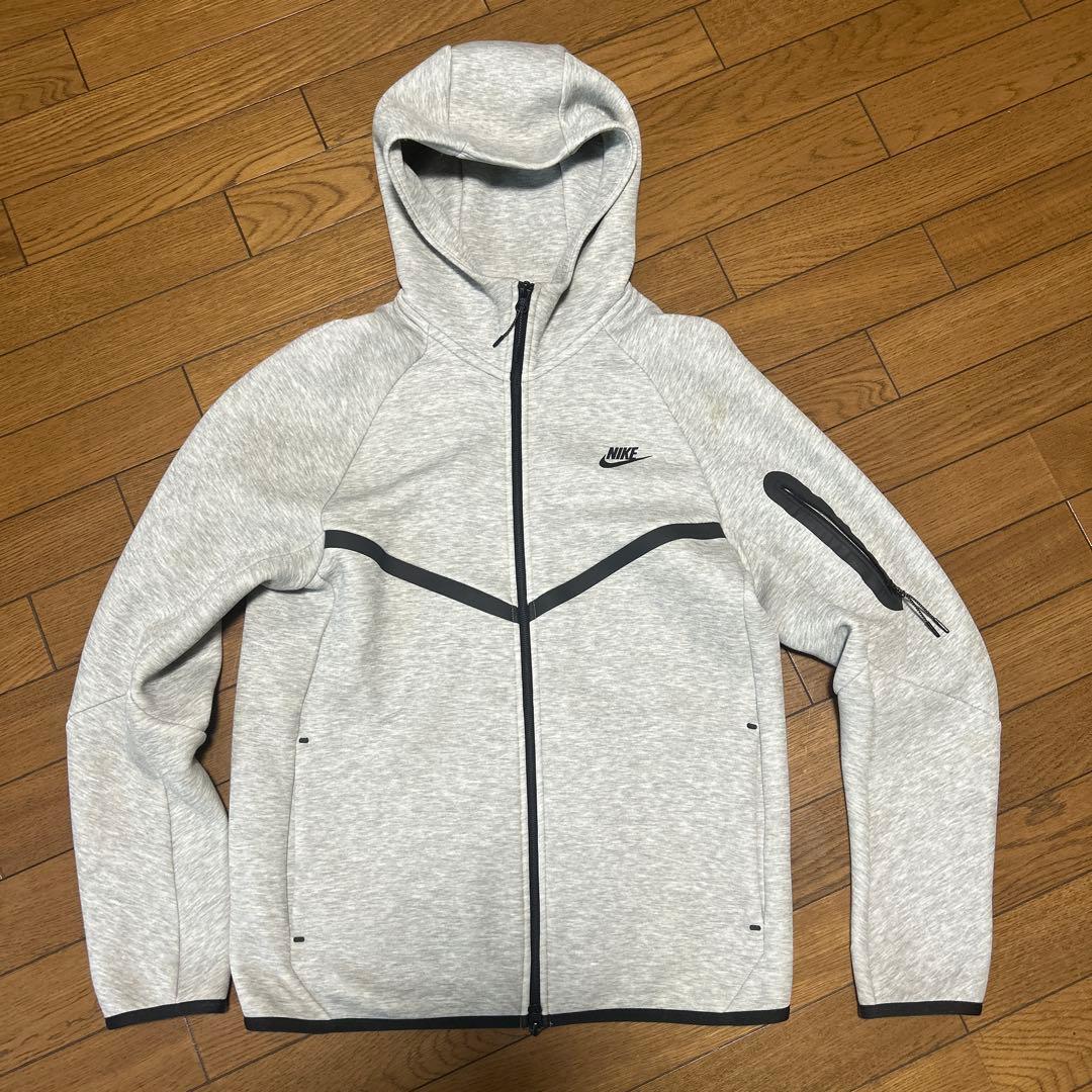 NIKEテックフリースセットアップ