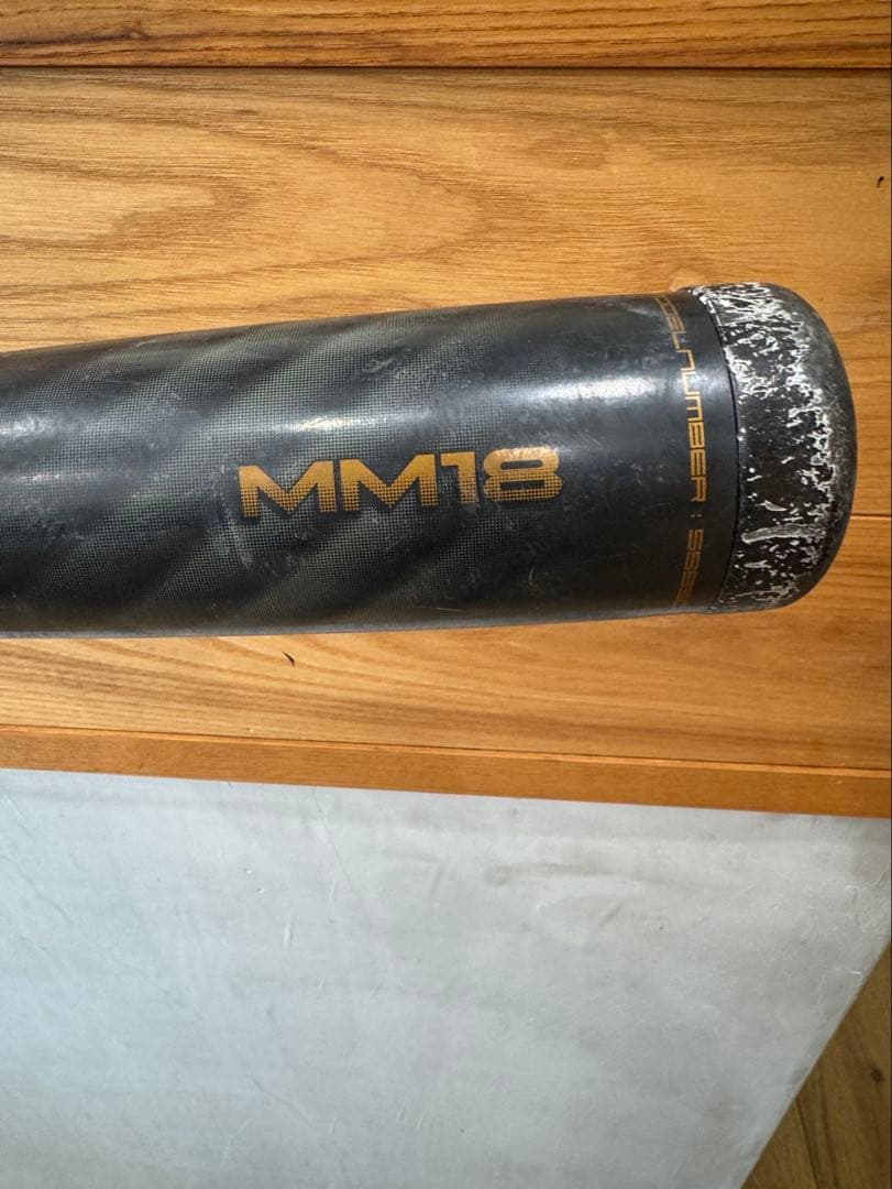 MM18 ブラック 軟式バット　少年用