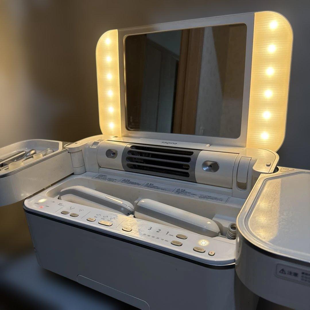 サキナ　美顔器　BIJOU