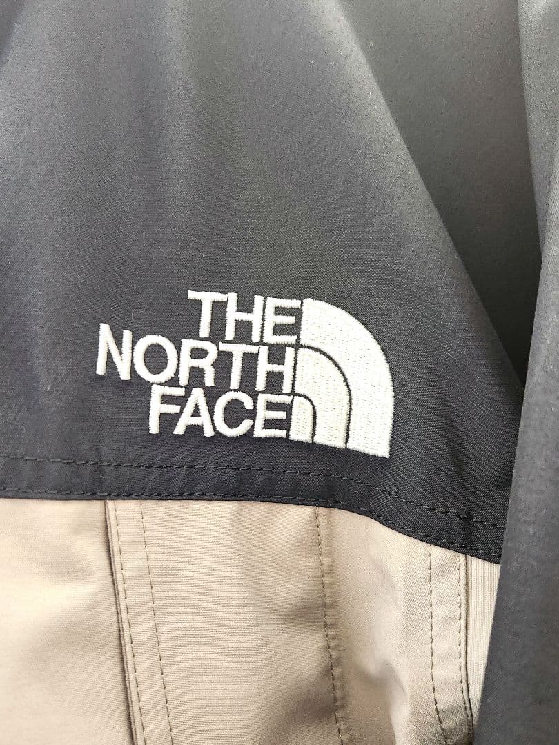 【良品】マウンテンライトジャケットNP11834