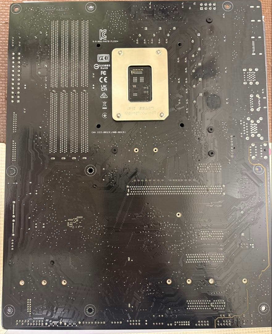 ASUS PRIME H670-PLUS D4 マザーボード