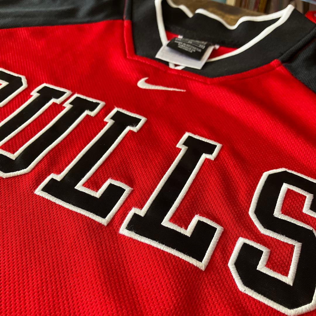NIKE NBA シカゴ ブルズ ウォームアップシャツ ジャージ Mサイズ