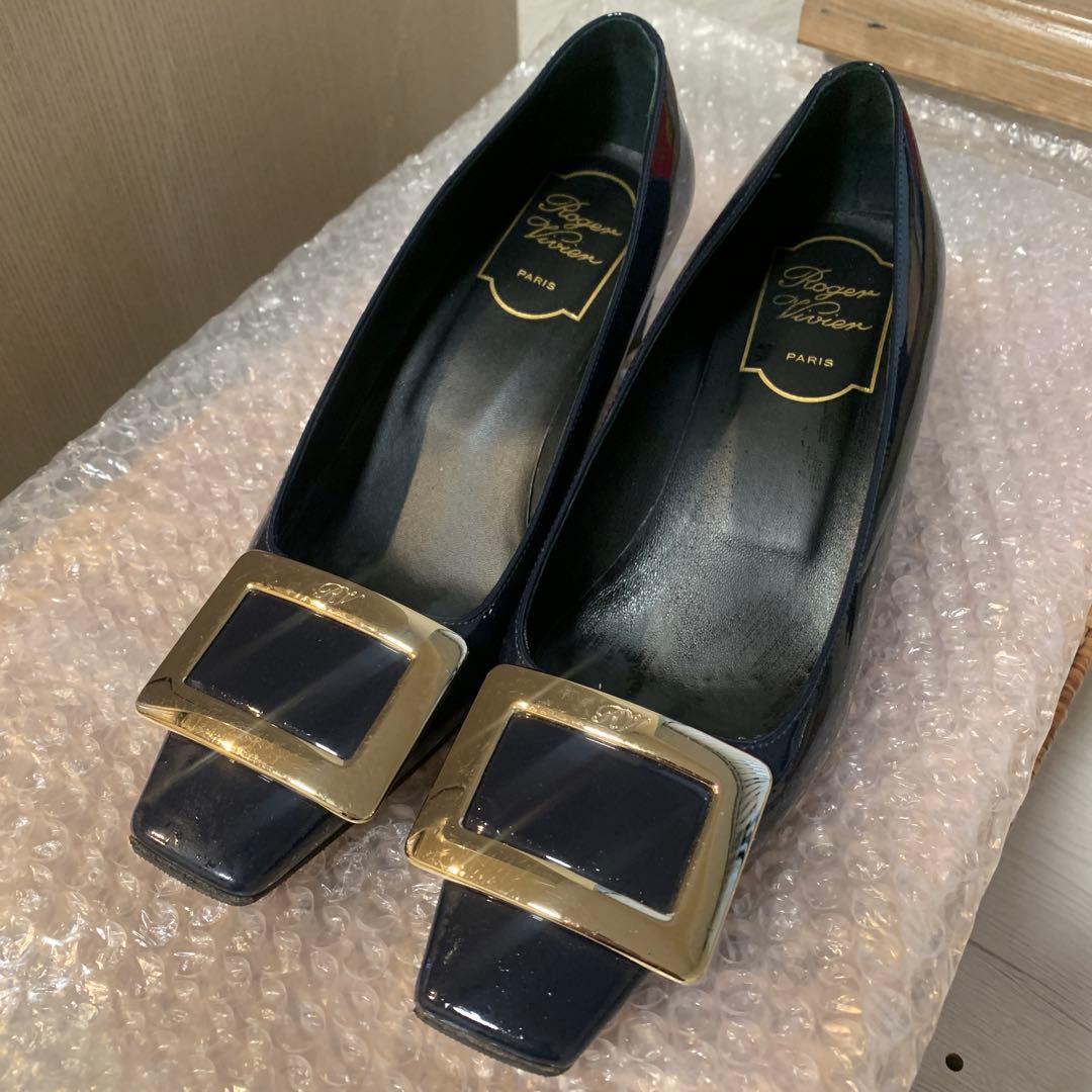 Roger Vivier ネイビー エナメル パンプス　サイズ35