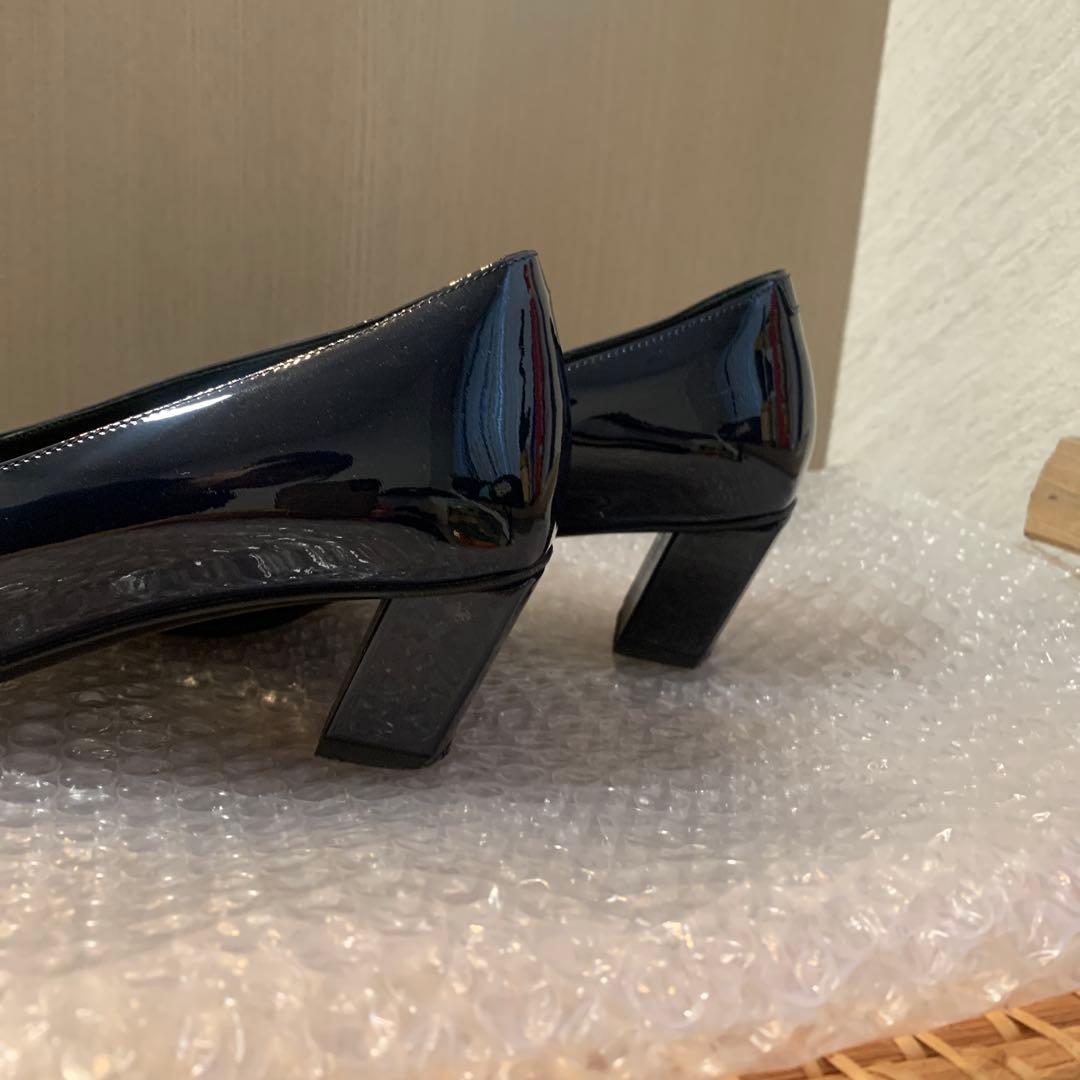 Roger Vivier ネイビー エナメル パンプス　サイズ35