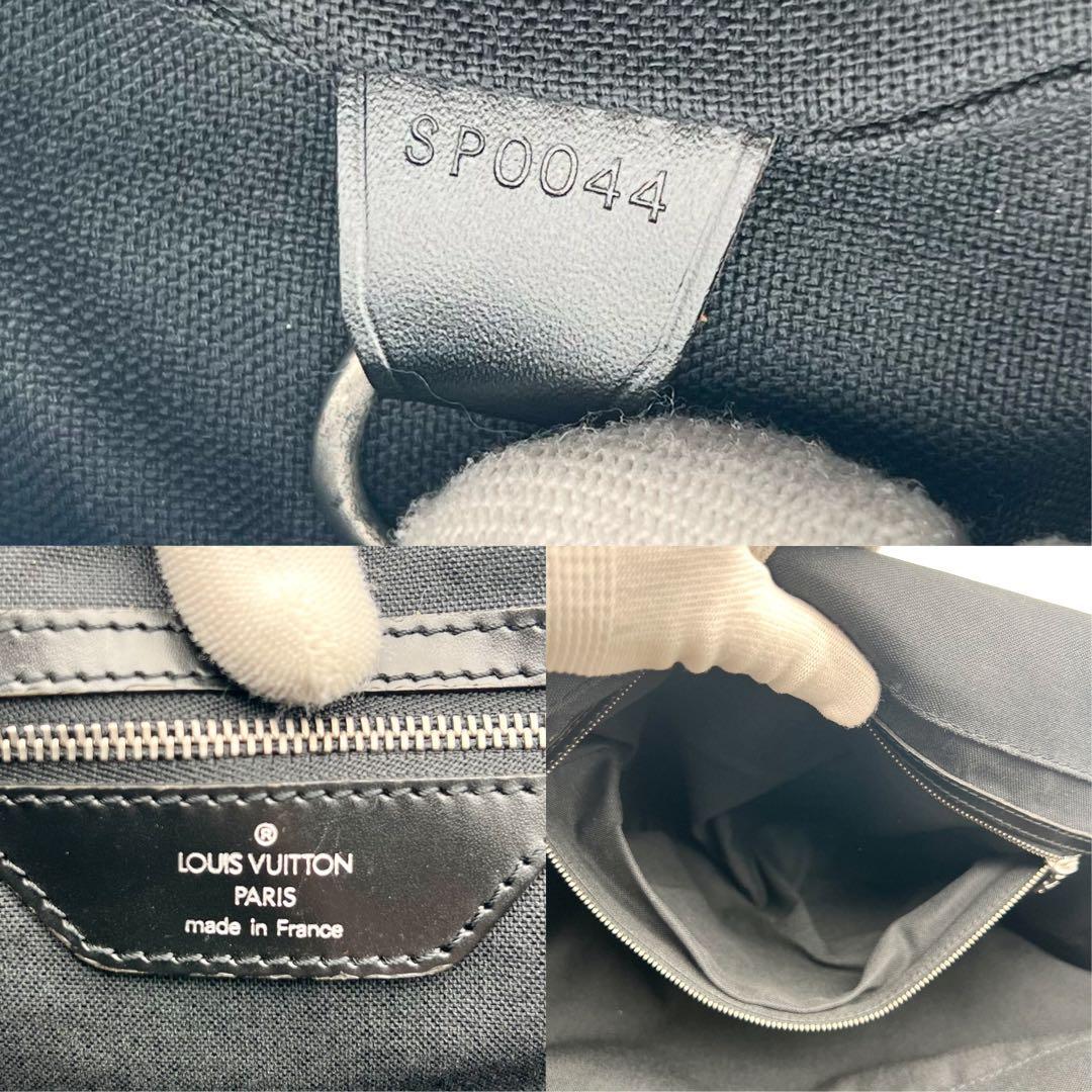 ルイヴィトン メッセンジャーバッグ デルスー タイガ レザー ブラック　A4収納