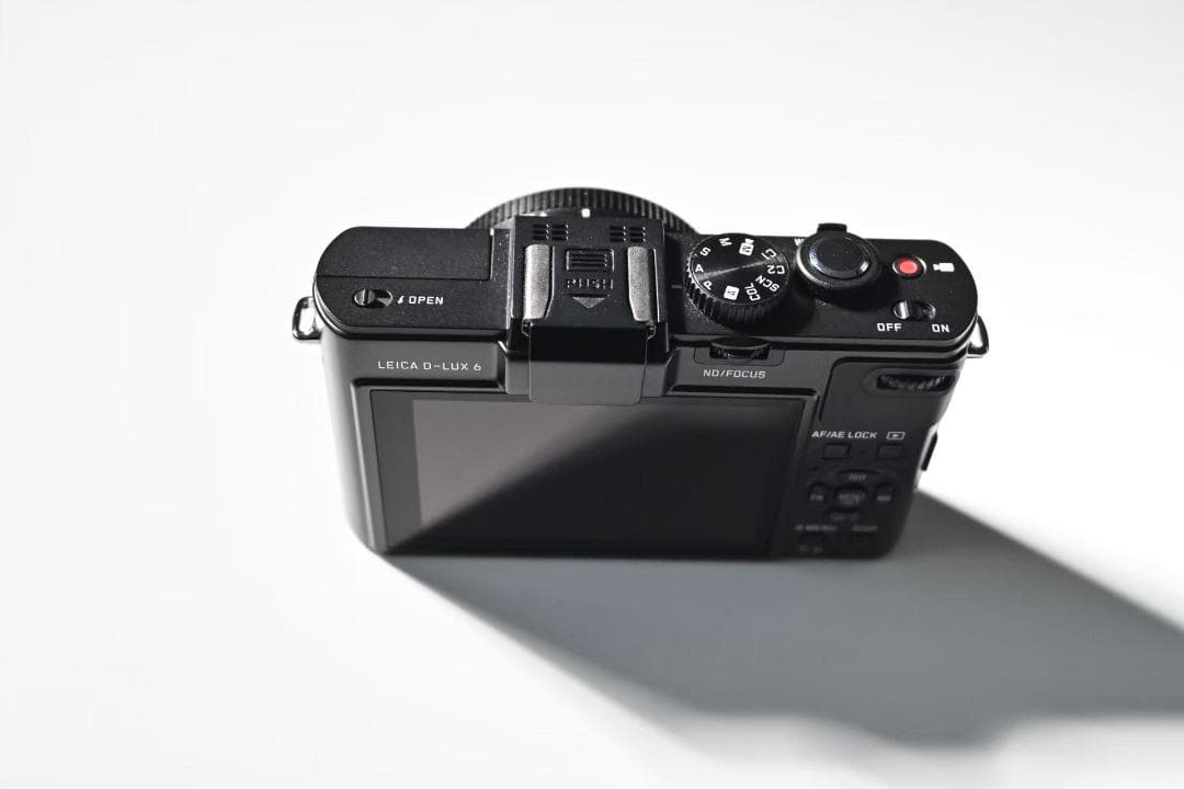 【極美品、完動品】ライカ Leica D-LUX 6 デジタルカメラ