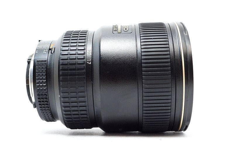 【広角レンズ】 Nikon AF-S 17-35mm F2.8 D