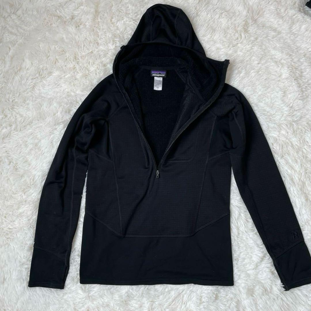 patagonia メンズ S ブラック パーカー