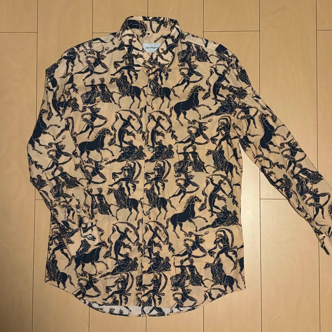 【極美品】フェラガモ 総柄シャツ サーモンピンク