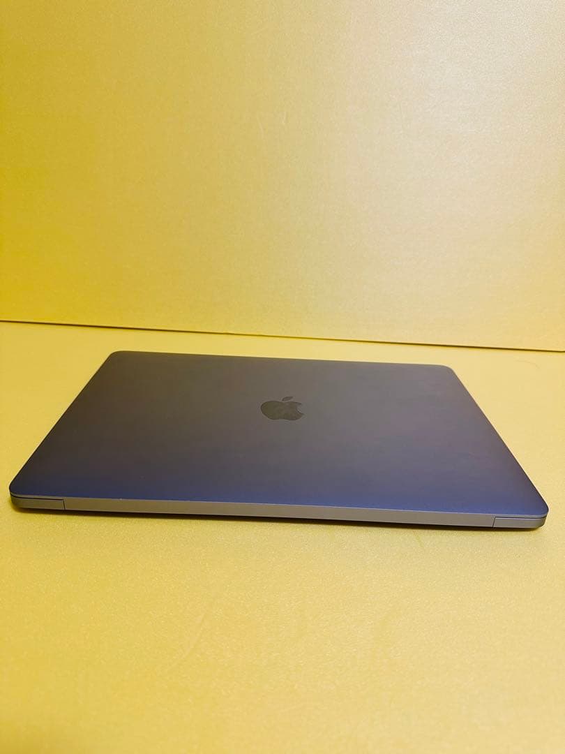 Apple MacBook Air 13インチ