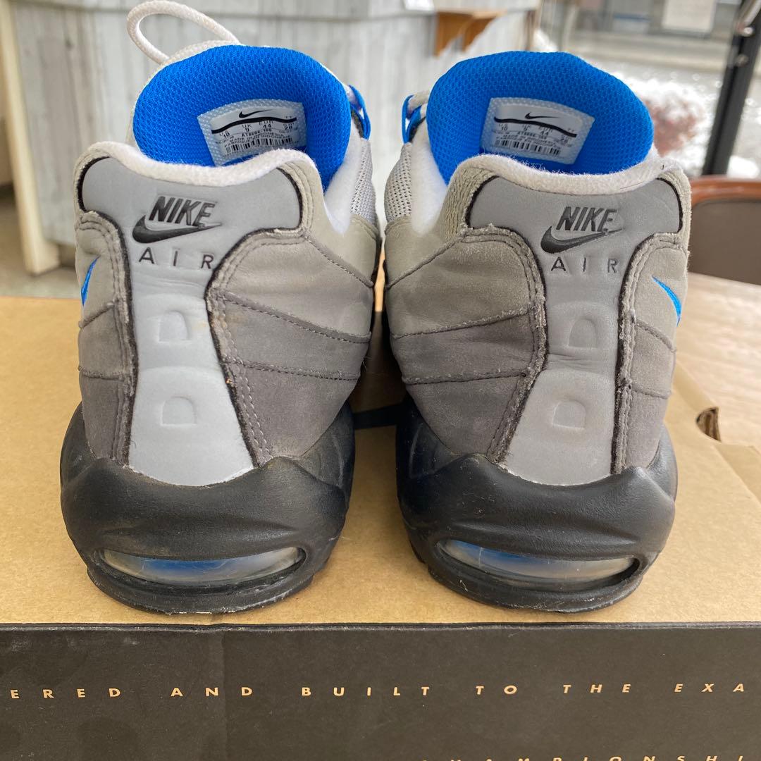 NIKE エアマックス95