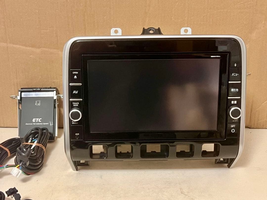 日産9インチ純正ナビMM517D-L フリップダウンセット 2020