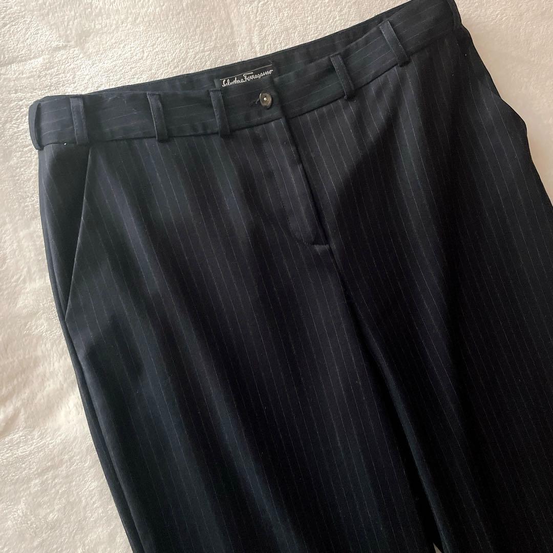 極美品⭐︎Salvatore Ferragamo 黒 ストライプ パンツスーツ