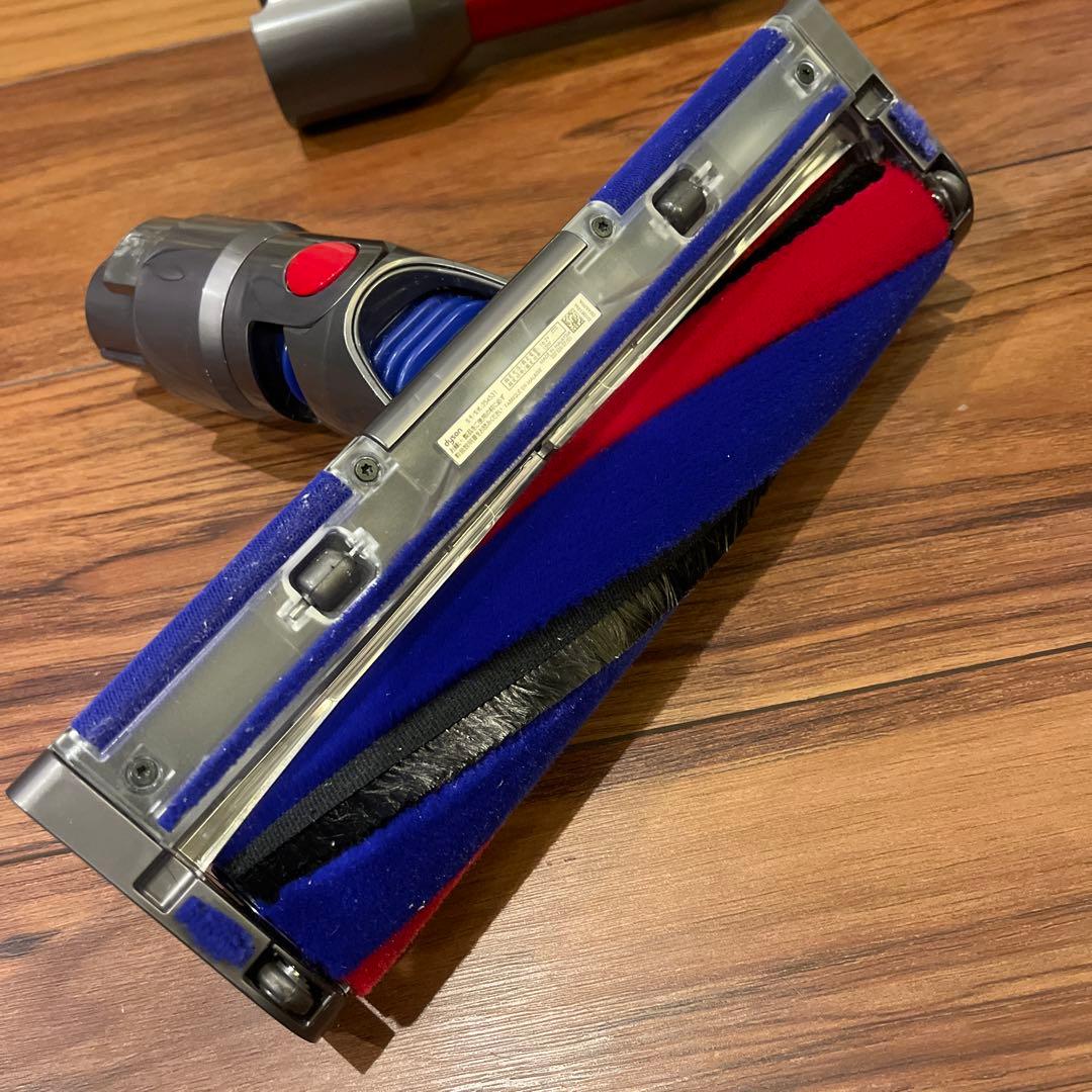 使用回数少 dyson ダイソン SV10K v8 slim fluffy