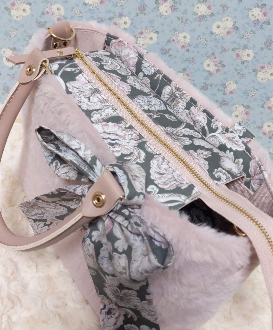 アレキサンダーマーブル　シャドウブルーム　仕切ポーチ付きミニトート　ファー