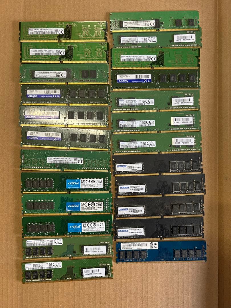 PC4 DDR4 メモリー　ジャンク品　24枚セット