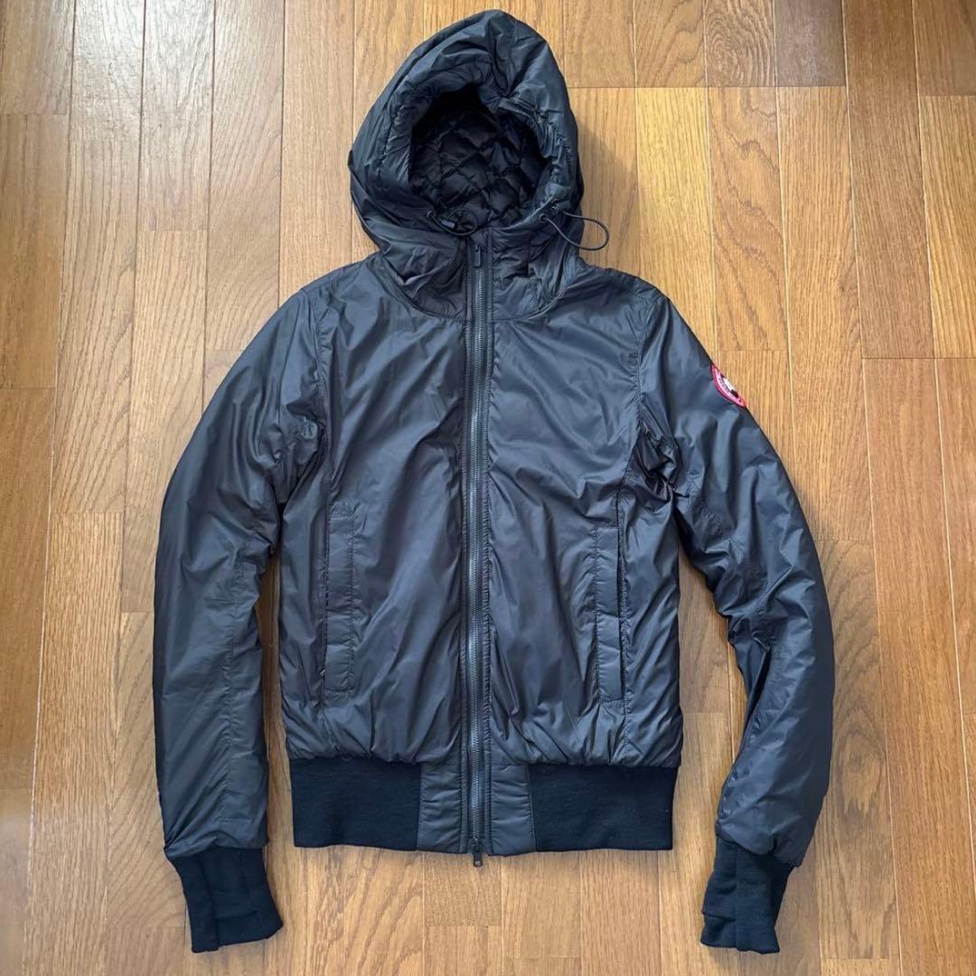 カナダグース フード付きダウンジャケット