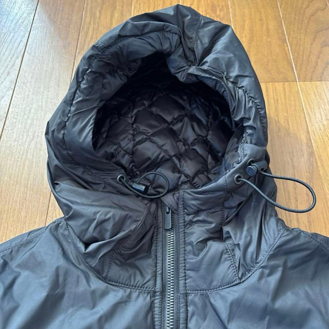 カナダグース フード付きダウンジャケット