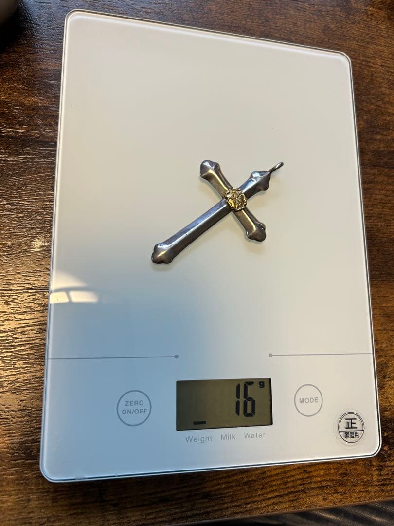 N*️様 ローズクロス カスタムネックレス（イーグルフック・赤ビーズ）