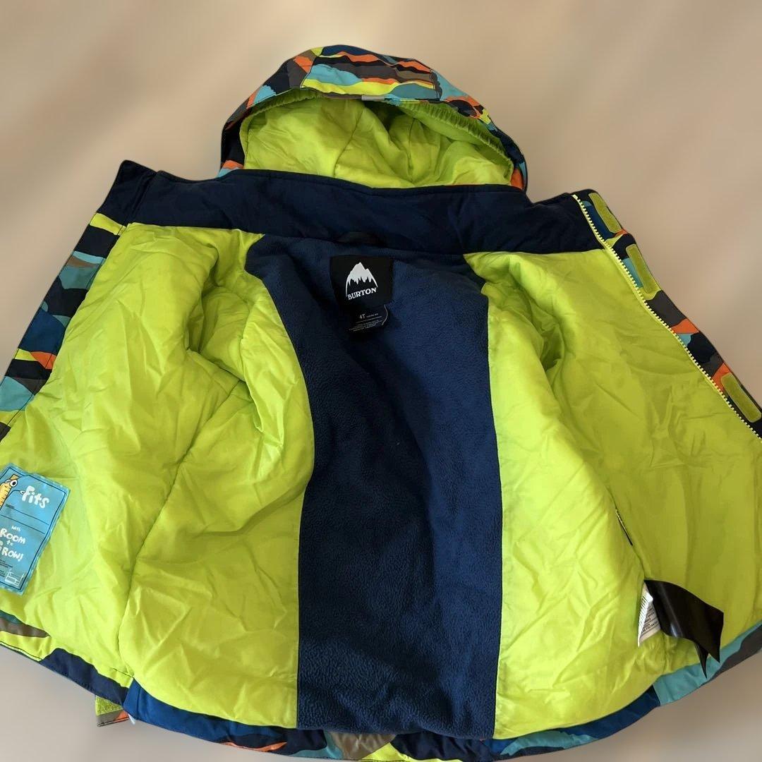 BURTON キッズスノーボードウェア 上下セット　4T 100-110cm