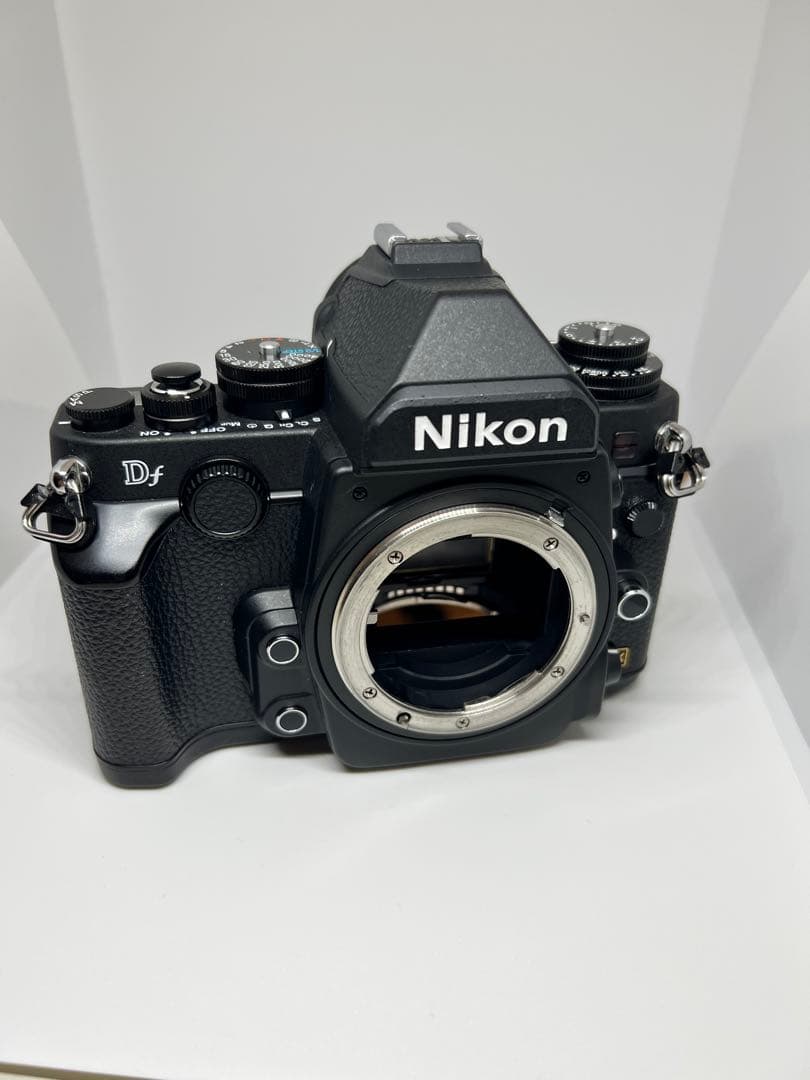 Nikon Df ミラーレス一眼　本体のみ