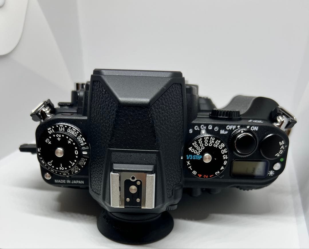 Nikon Df ミラーレス一眼　本体のみ