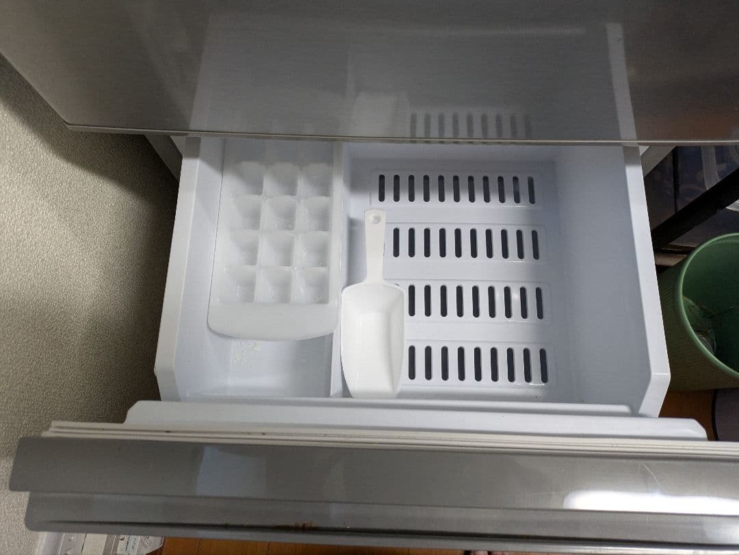 aqua ノンフロン冷凍冷蔵庫（126L）