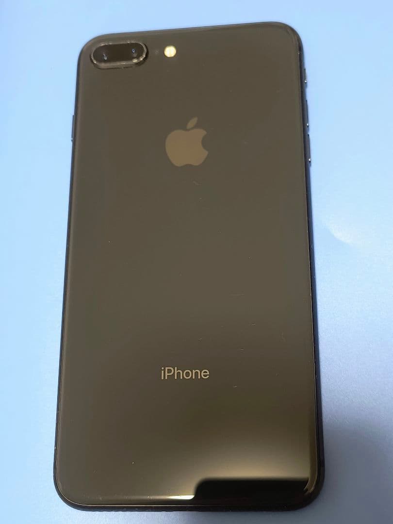 スマートフォン本体 Apple iPhone 8 Plus 64GB