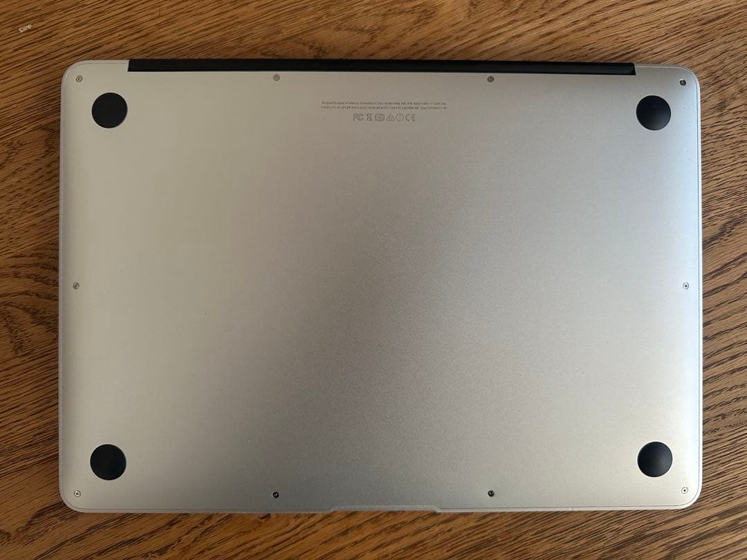 【美品】Apple MacBook Air 2017 シルバー13インチ