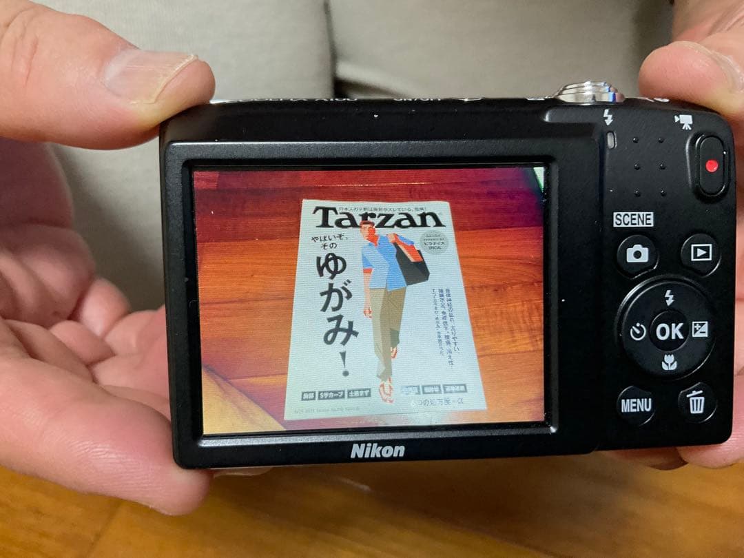 Nikon COOLPIX A100レッド コンパクトデジタルカメラ