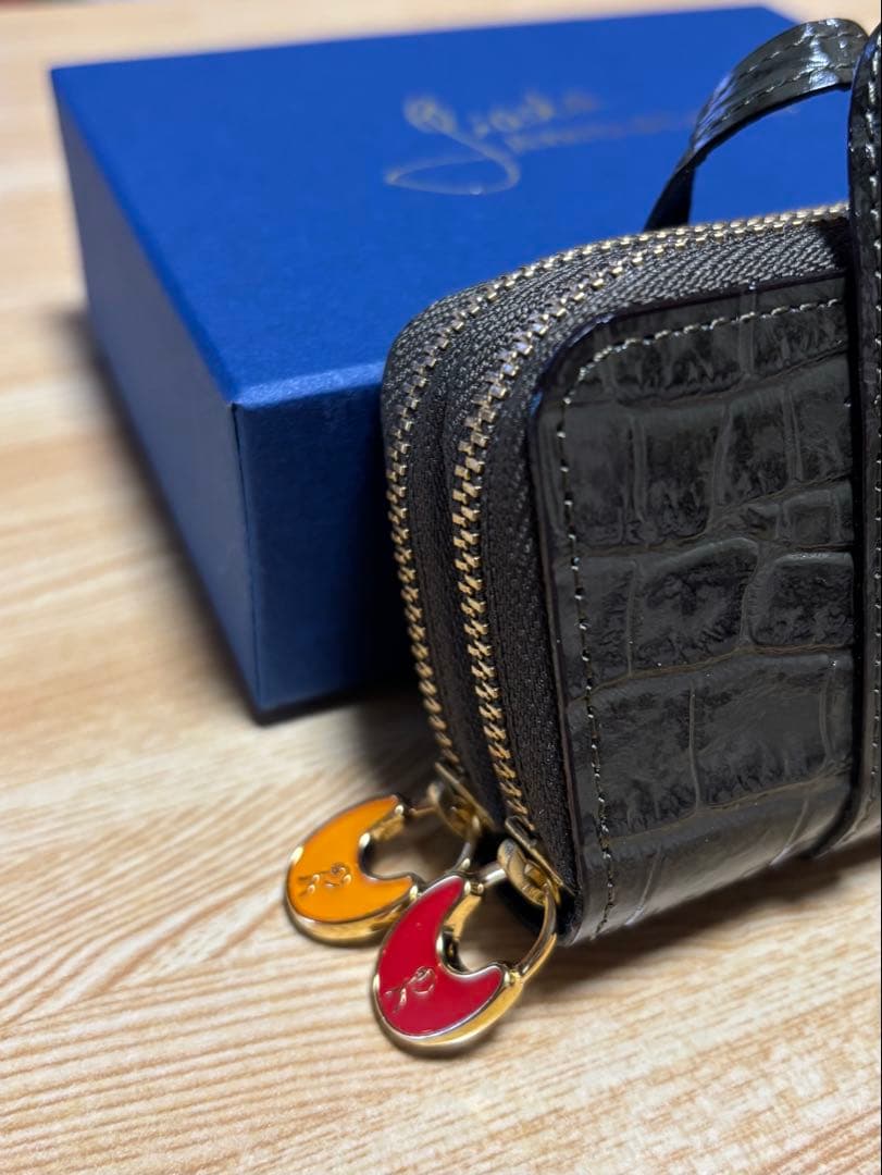 ロベルタ　マルチスマートキーケース TOKYO バンビーナ