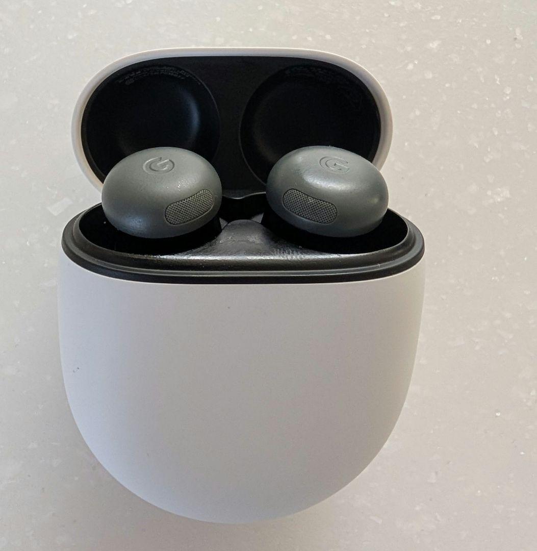 Google Pixel Buds Pro 2 Hazel、Spigenケース