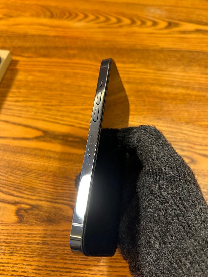 【極美品】iPhone13pro 1024GB 充電100% おまけ付き