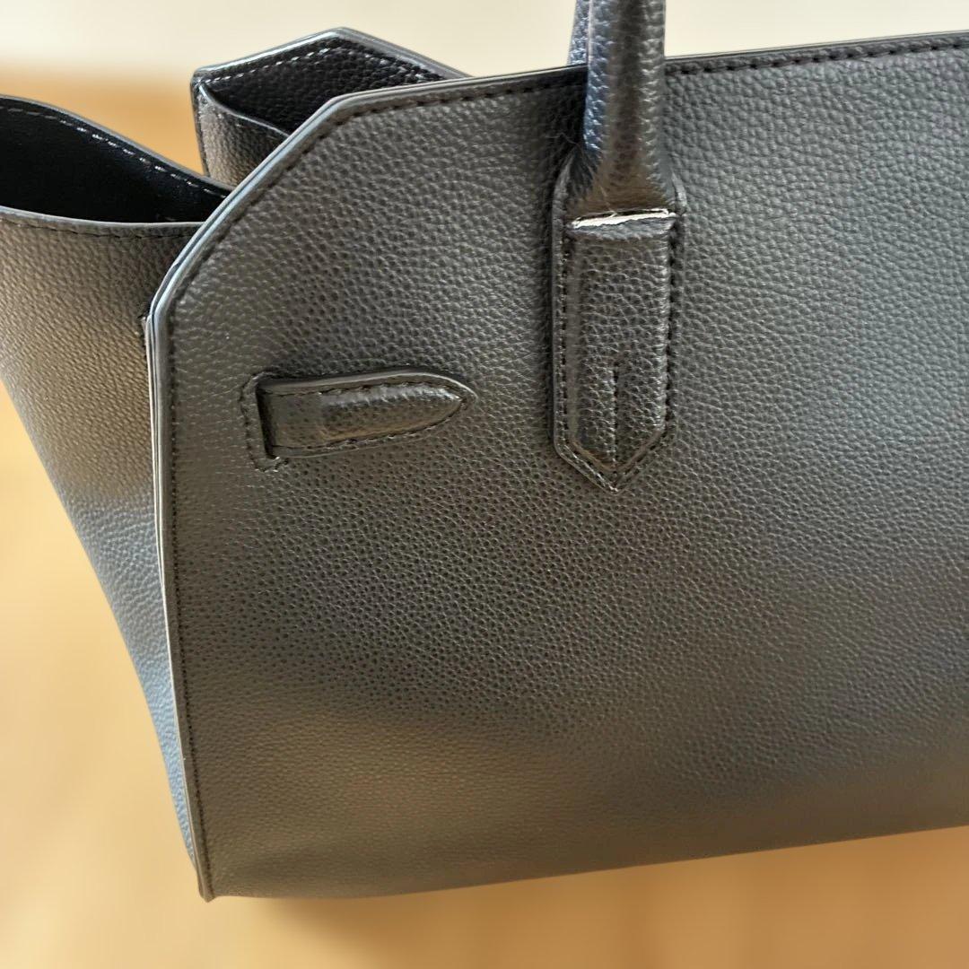 【未使用品】Mila Owenミラオーウェン ベルト付きラージハンドバッグ　黒