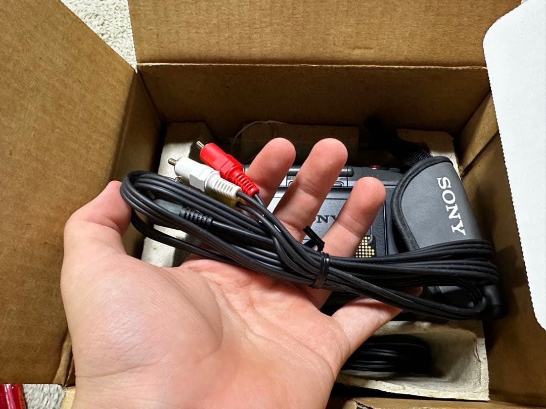 未使用 新品 SONY Handycam CCD-SC55 Hi-8