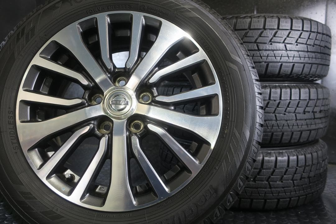 日産純正 C26 セレナ 後期 22年製 国産スタッドレス 195/60R16