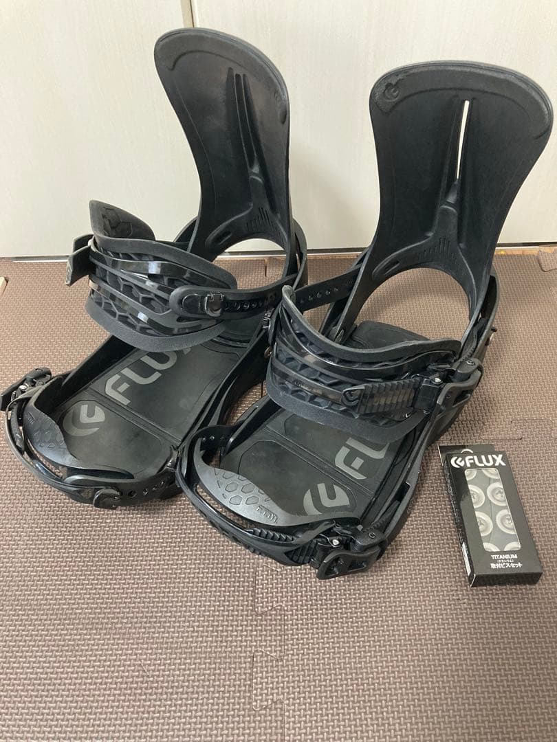 【FLUX XV 18-19モデル】Mサイズ 【破損箇所あり】