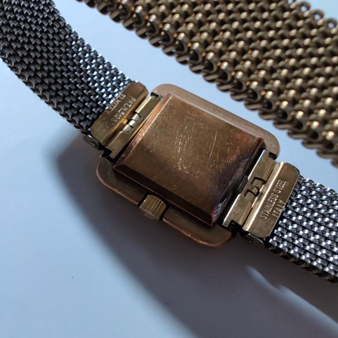 ゴールドメッシュバンド スクエア時計