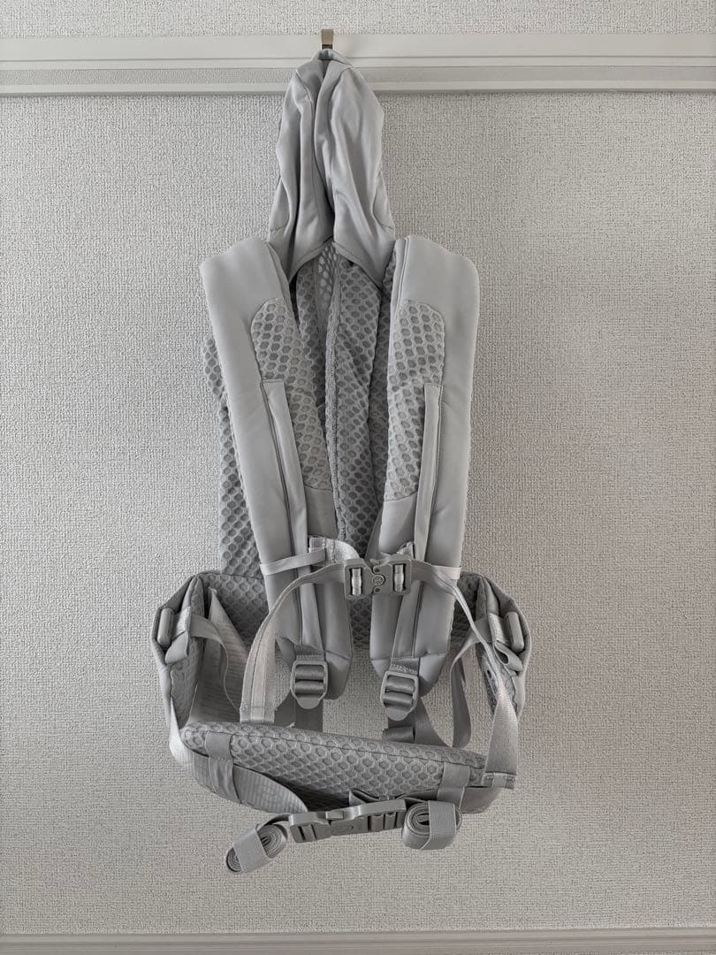 cybex コヤキャリア　サイベックス　抱っこ紐　サンダーグレー