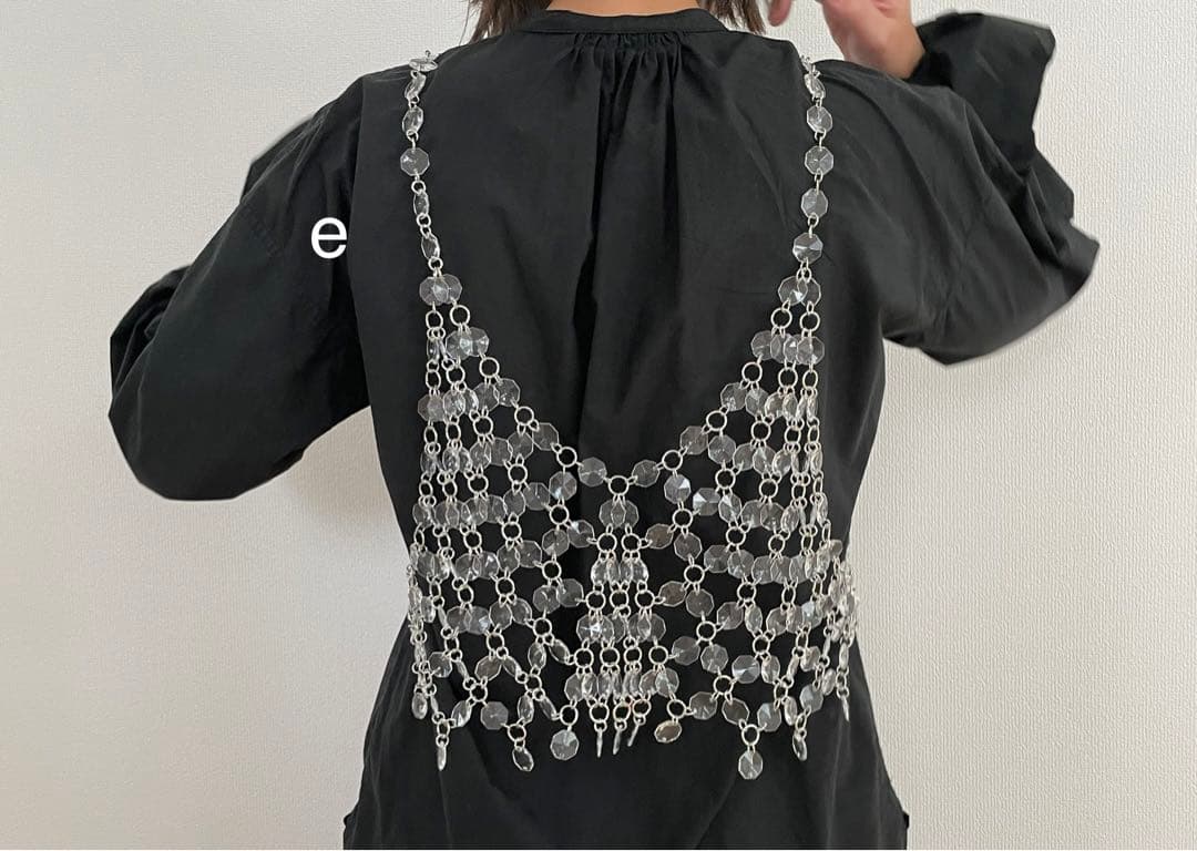 ビジュートップス ビジューキャミソール　ベスト