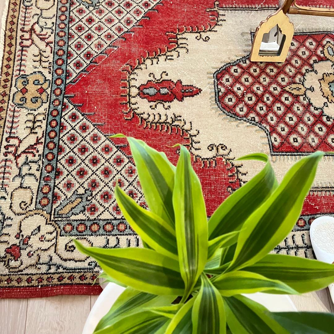 クラシカル柄✳︎117×209✳︎ 華やかレッド　ブラウン　トルコヴィンテージラグ