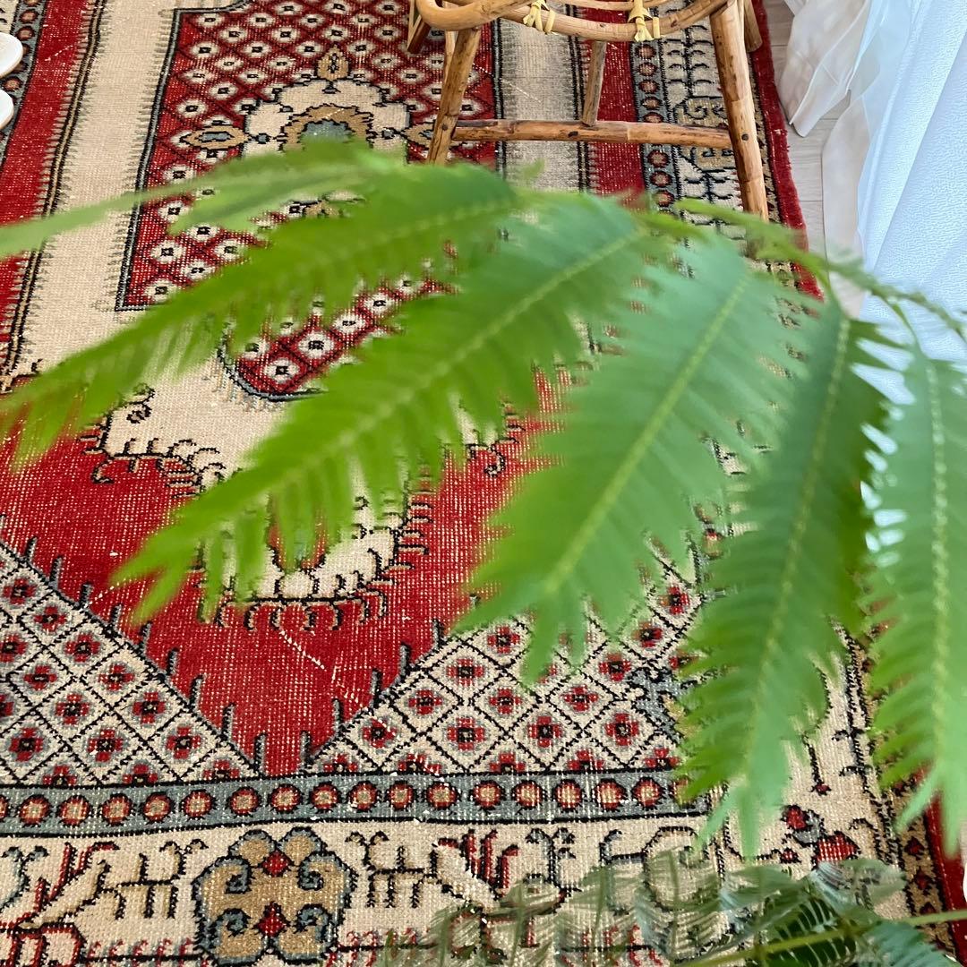 クラシカル柄✳︎117×209✳︎ 華やかレッド　ブラウン　トルコヴィンテージラグ