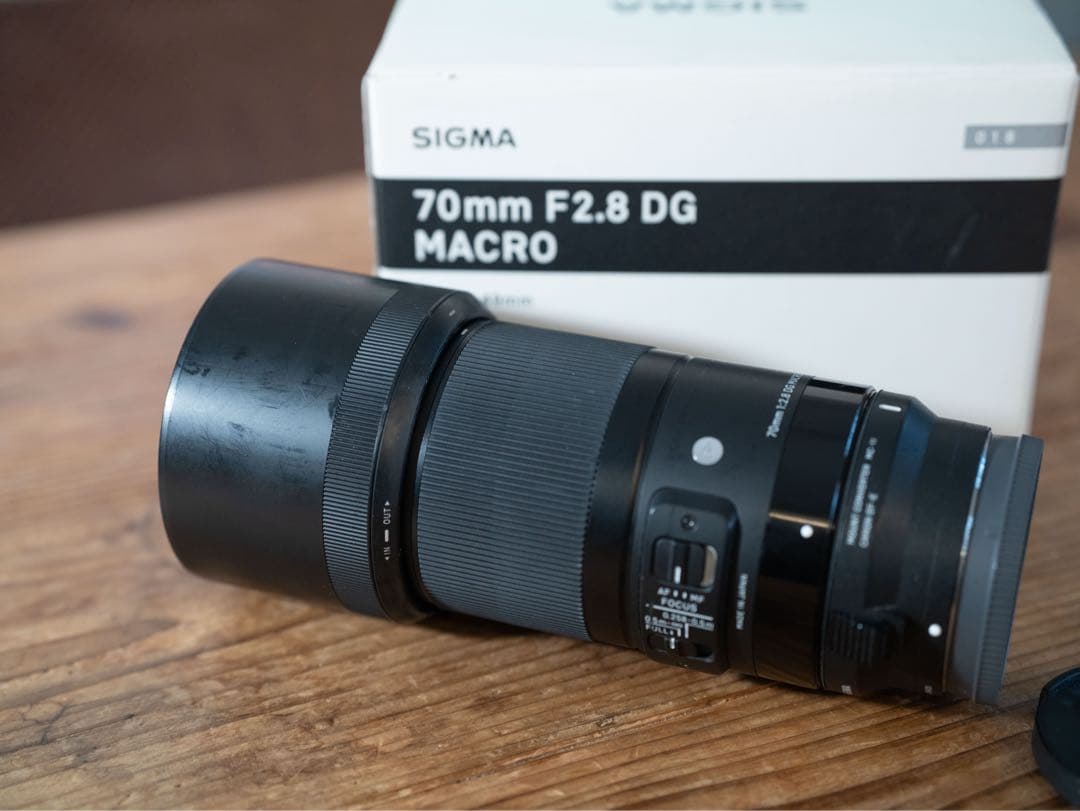 中古　SIGMA 70mm F2.8 DG MACRO レンズ