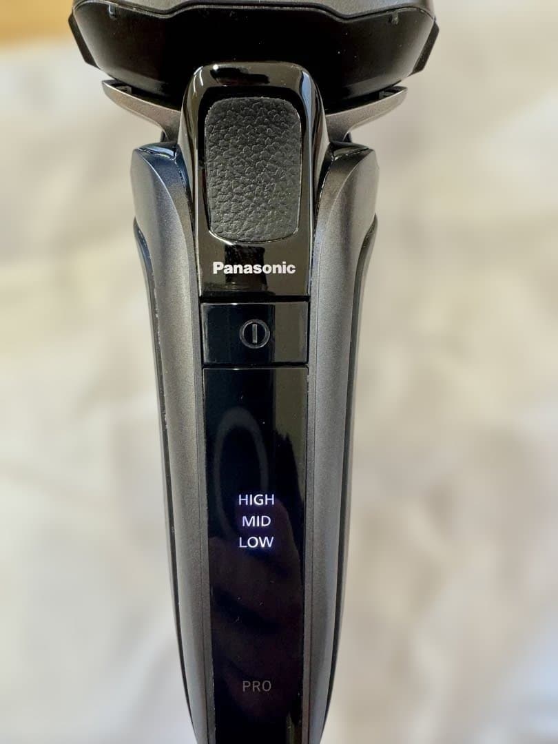 パナソニック ES-LV7W-K ラムダッシュ 5枚刃 風呂剃り可能 洗浄器付き